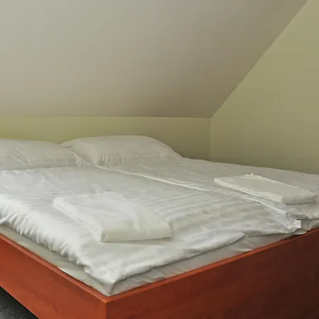 Na Faře Dubenec